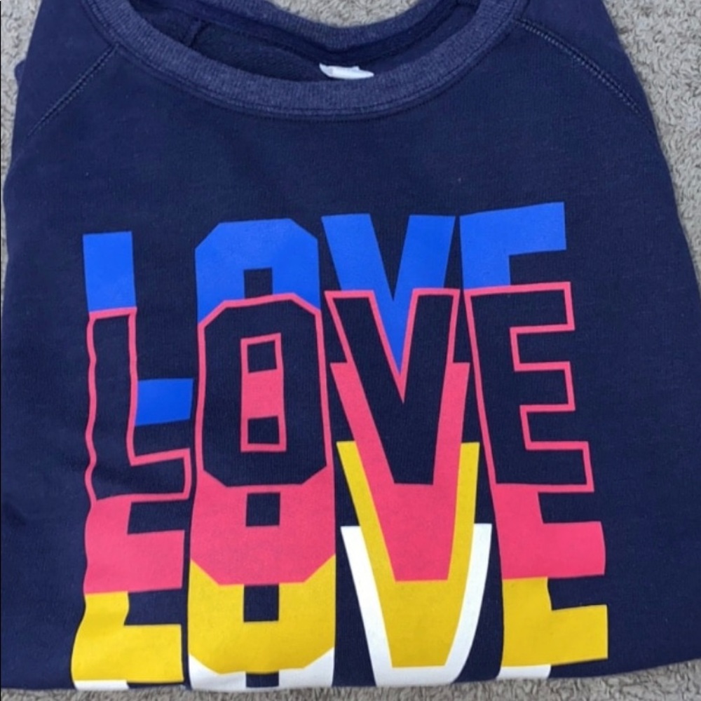 Sweatshirt